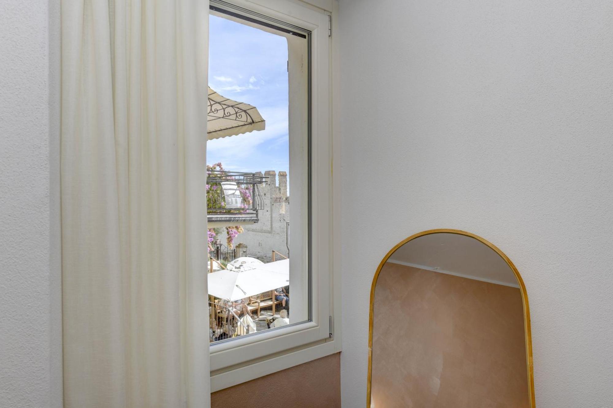 Locanda Carolina Callas Sirmione Exterior foto